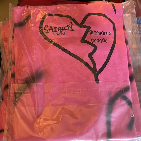 Trisha’s SADBOY2005 Tee NWT Marsanne Brands - Picture 5 of 5